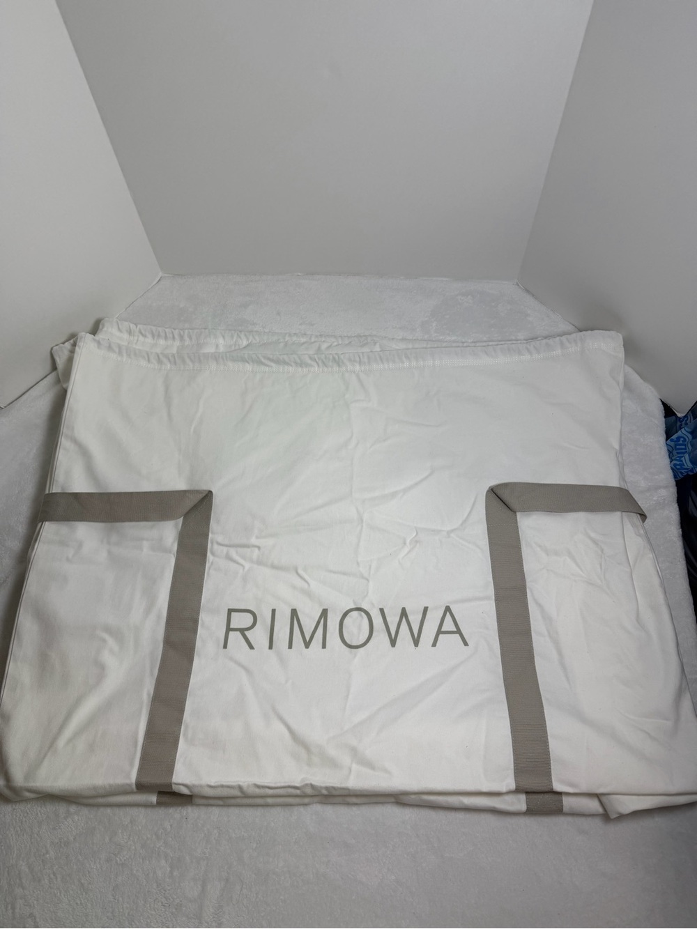 RIMOWA White Luggage Travel Dust Cover with Gray Straps